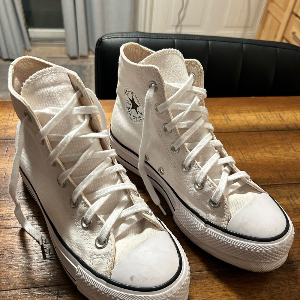 Converse White High-Top Sneakers Classic Design